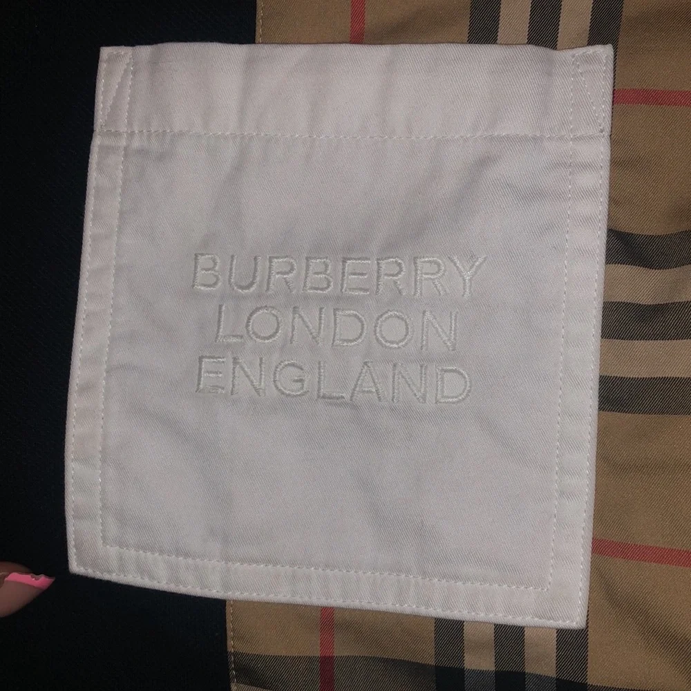 Burberry collar shirt - Picture 4 of 10